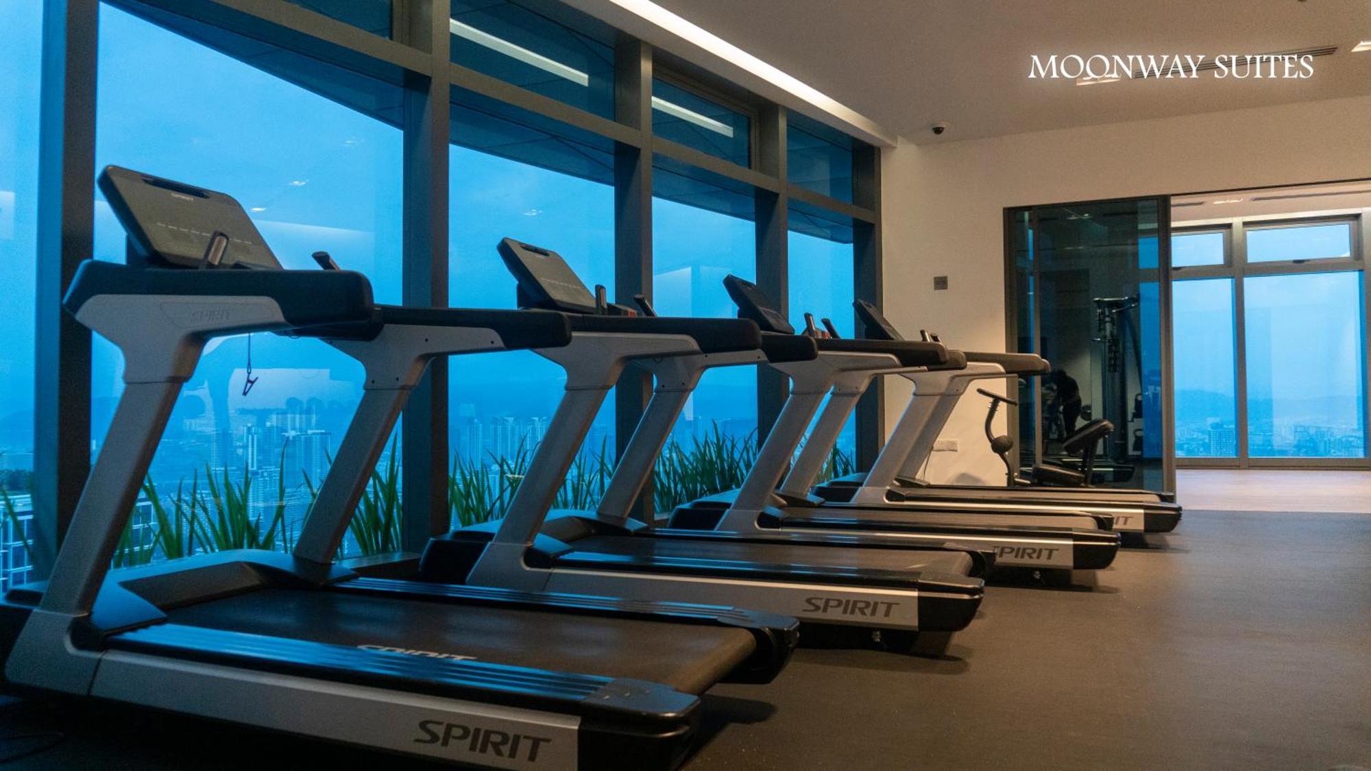 Moonway Suites At Eaton Klcc 吉隆坡 外观 照片