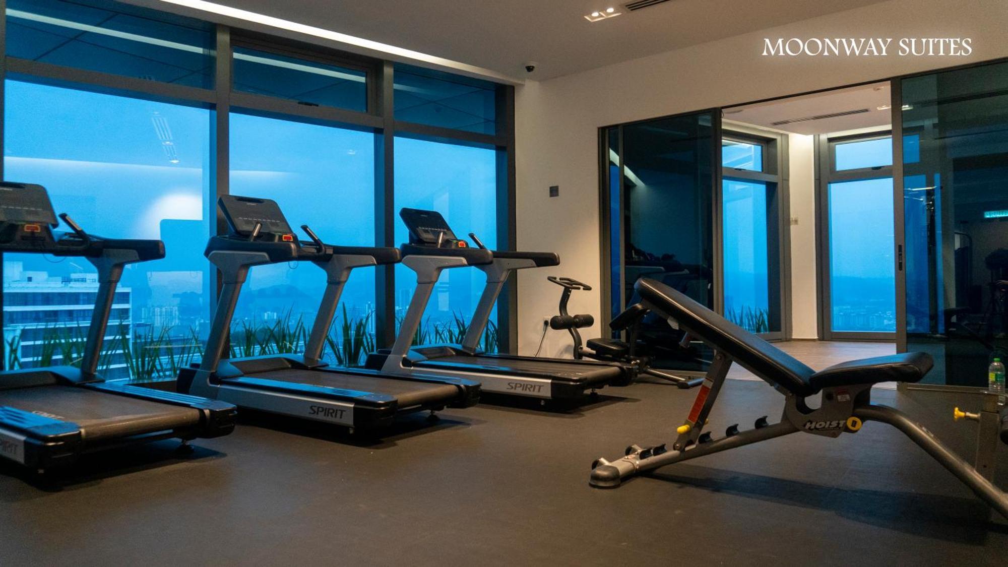 Moonway Suites At Eaton Klcc 吉隆坡 外观 照片