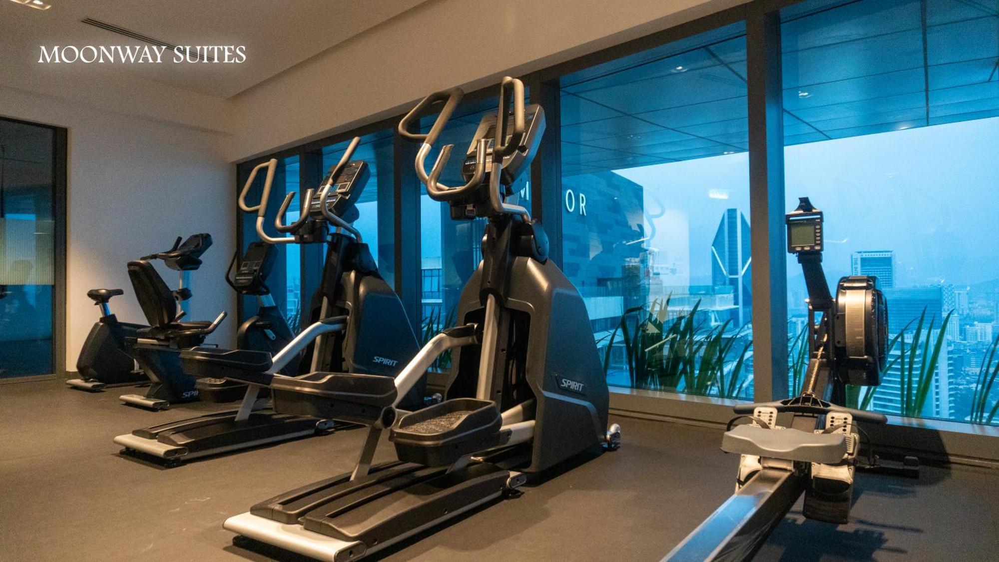 Moonway Suites At Eaton Klcc 吉隆坡 外观 照片