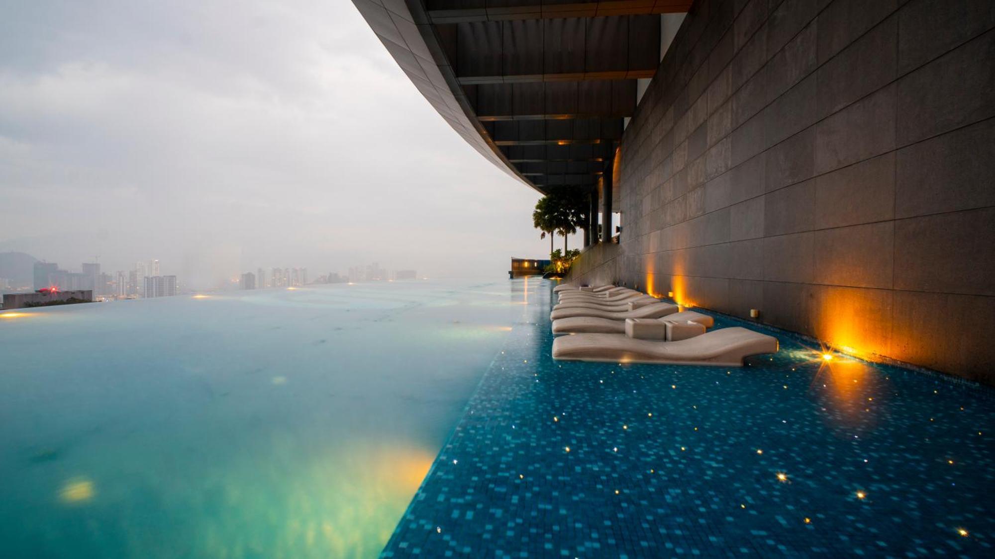 Moonway Suites At Eaton Klcc 吉隆坡 外观 照片