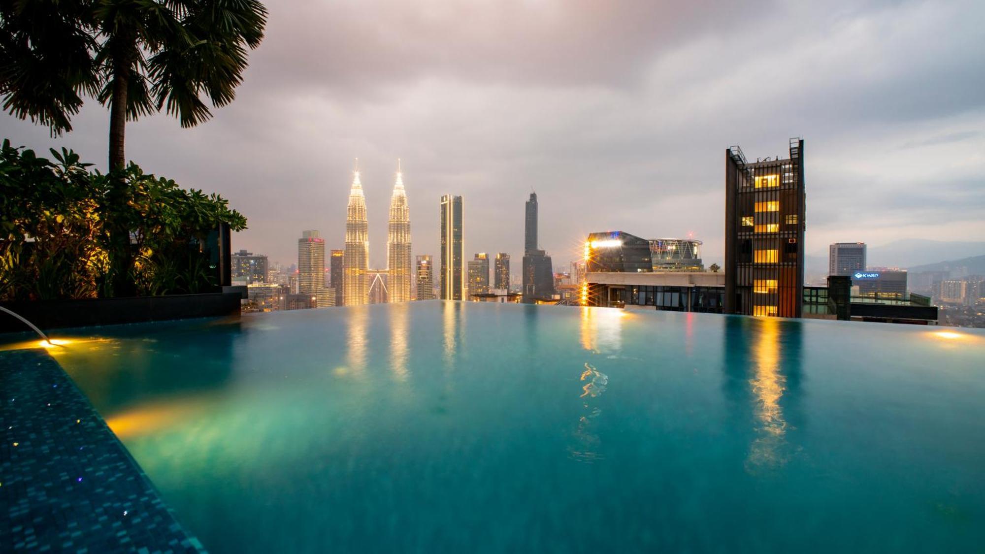 Moonway Suites At Eaton Klcc 吉隆坡 外观 照片