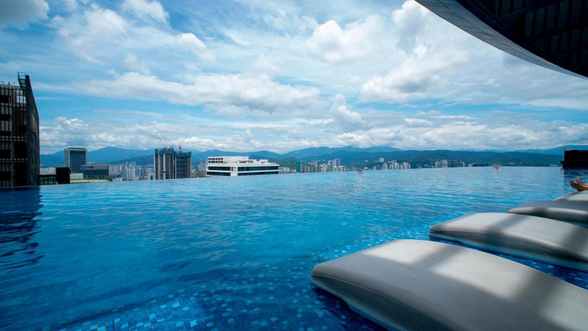 Moonway Suites At Eaton Klcc 吉隆坡 外观 照片