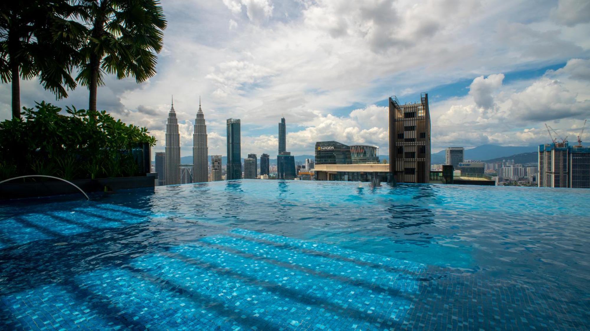 Moonway Suites At Eaton Klcc 吉隆坡 外观 照片